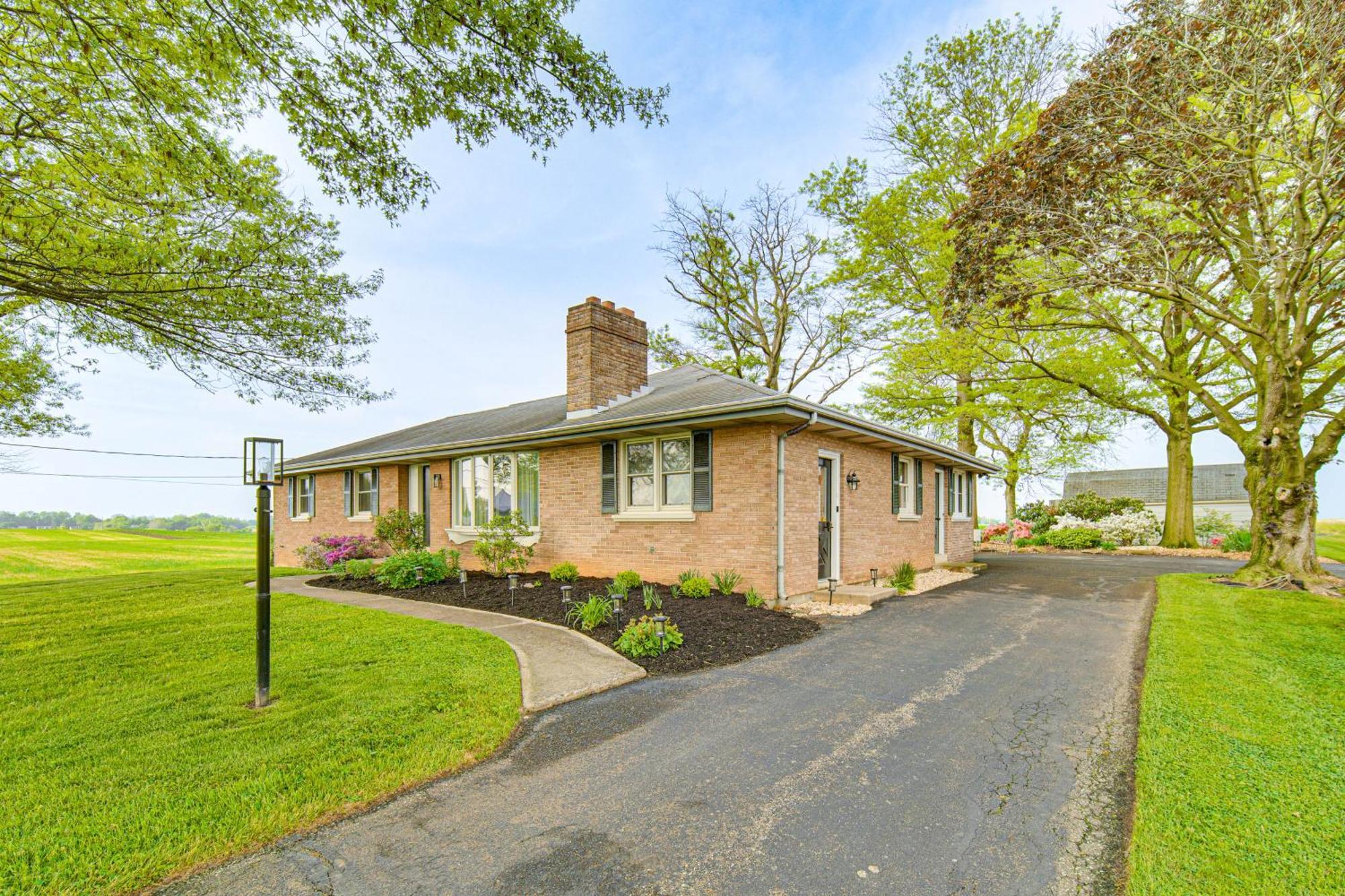 Sunny Lancaster Gem, 4 Mi To Dutch Wonderland Villa Exterior photo